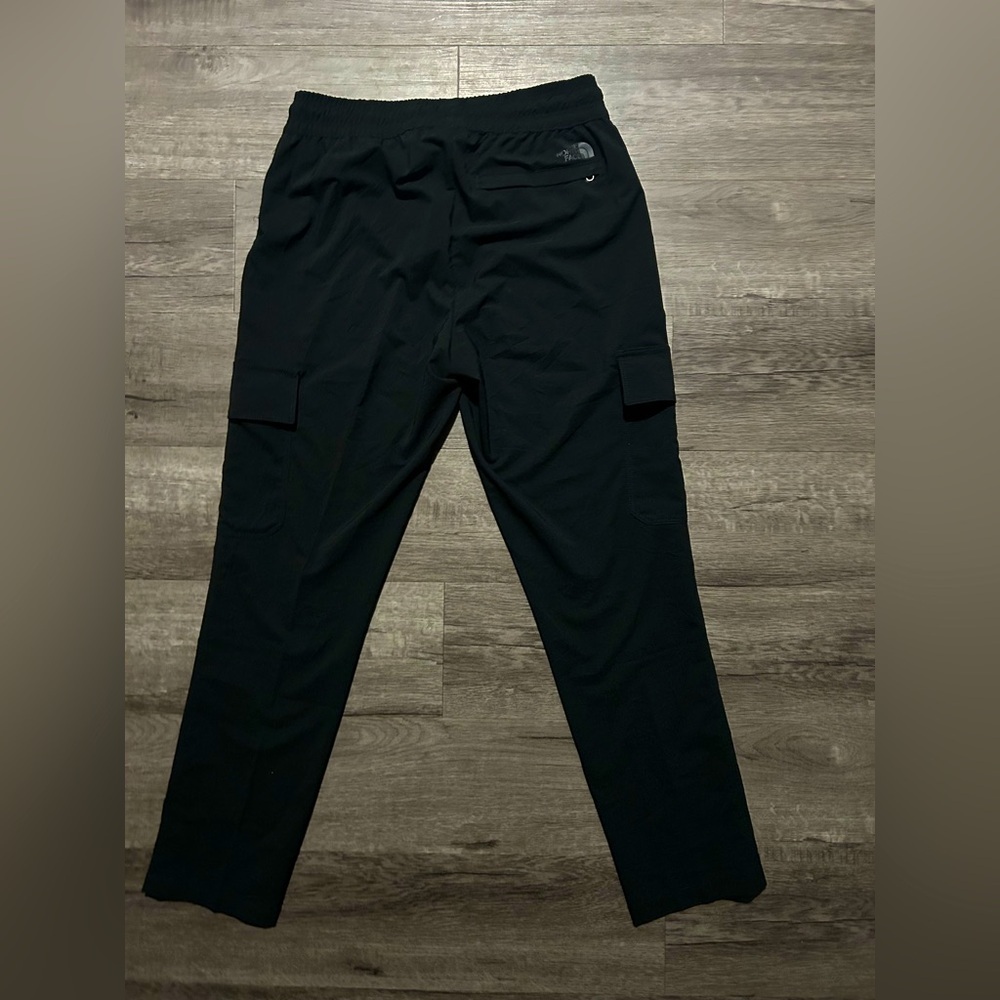 Womenβs The North Face Black Cargo Pants S
